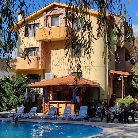 Family Hotel IV Velingrad Bagian luar foto