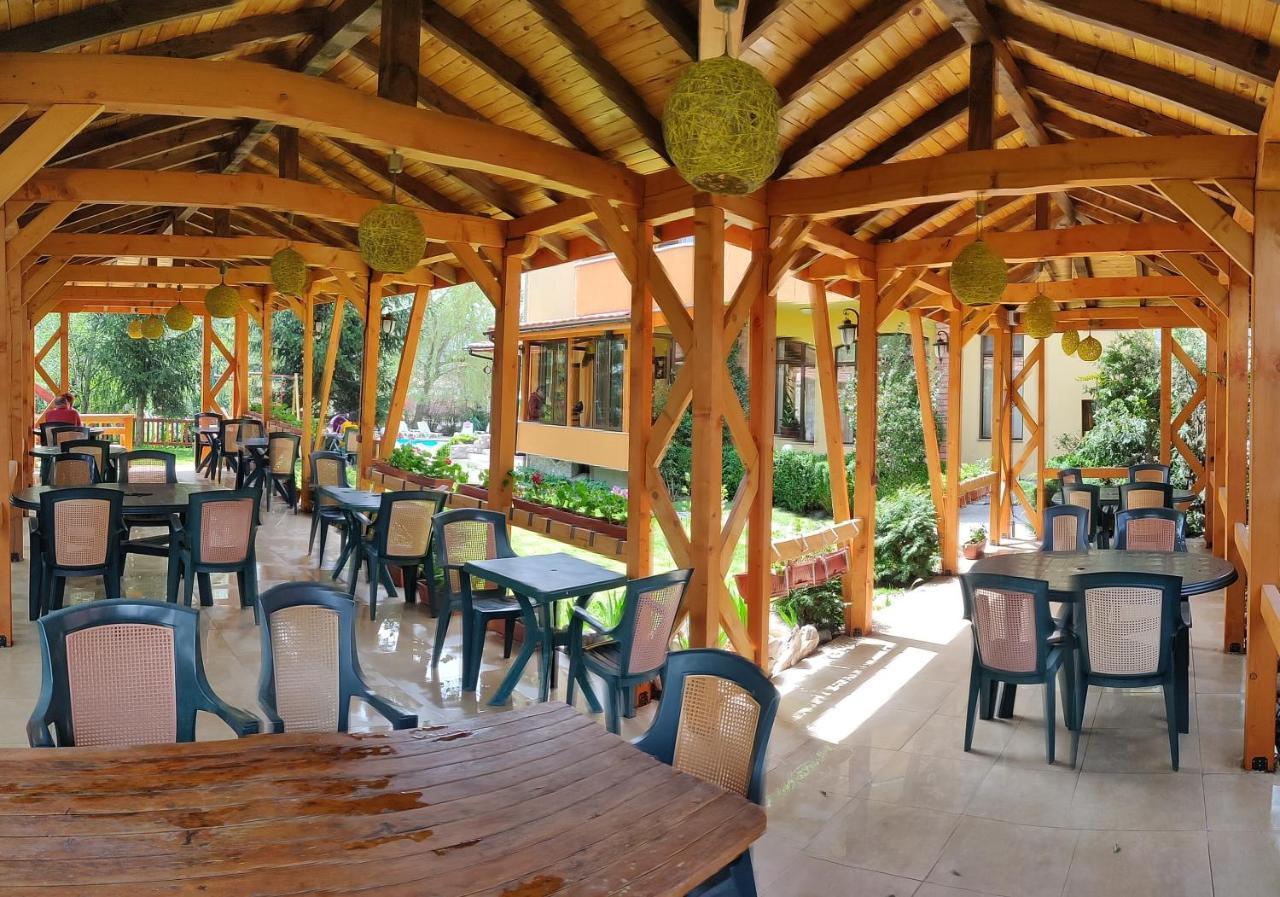 Family Hotel IV Velingrad Bagian luar foto