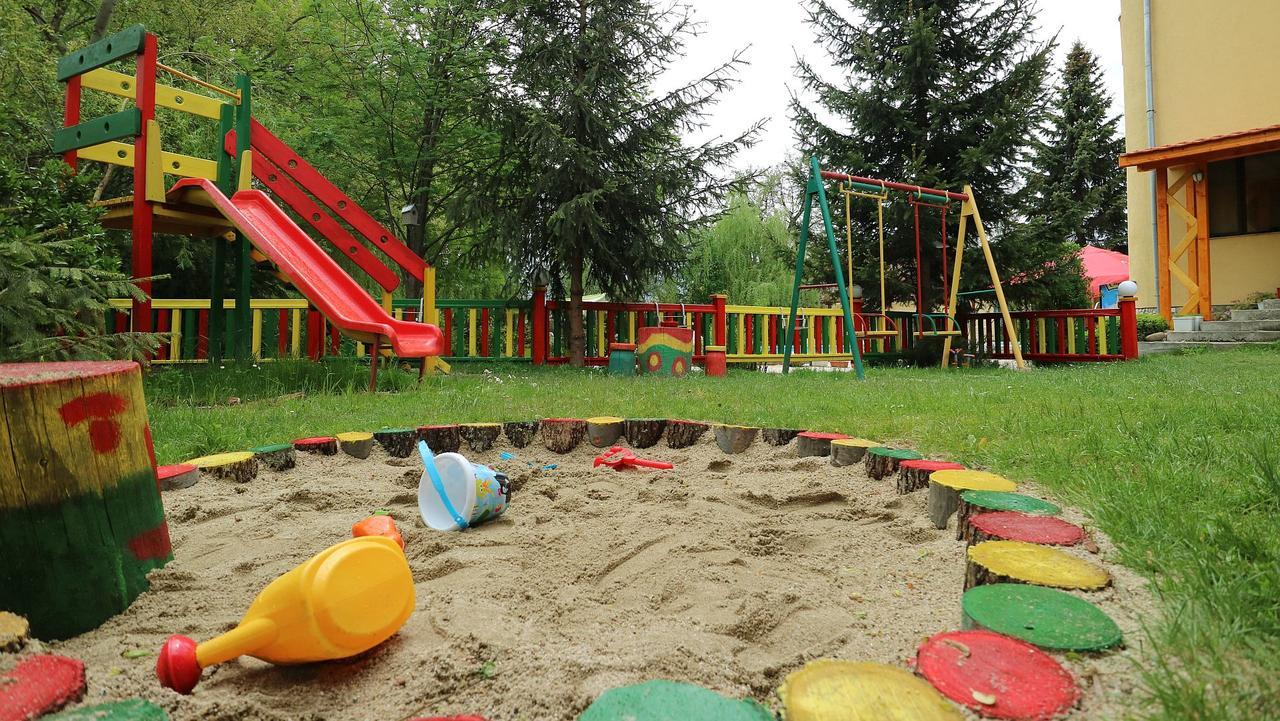 Family Hotel IV Velingrad Bagian luar foto